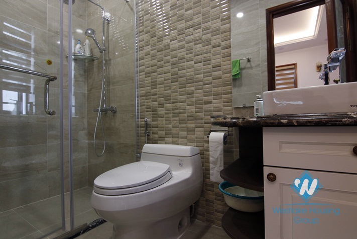 A big vila for rent in Starlake, Tay ho, Ha noi
